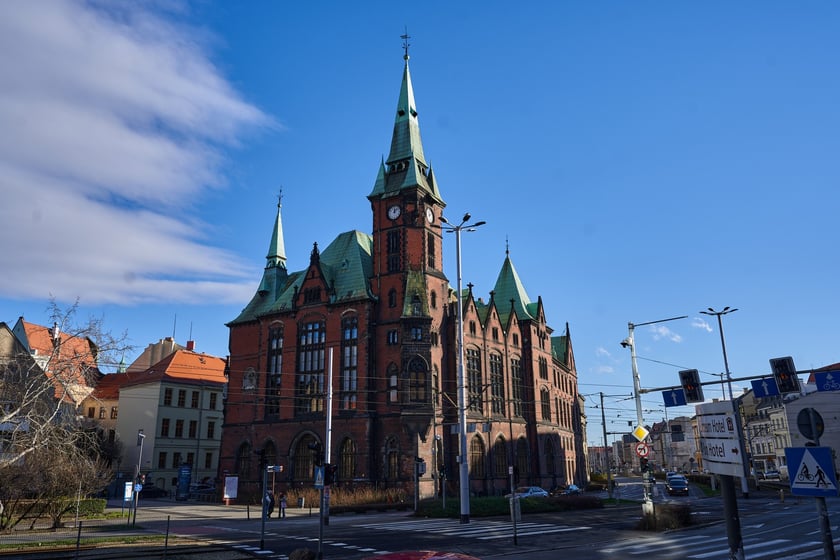 Budynek  dawnej biblioteki przy ul. Szajnochy