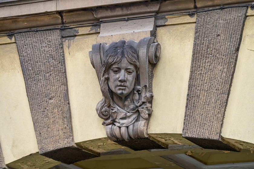 Była Poczta Paczkowa i Telegraf, także siedziba Orange Polska, na Starym Mieście