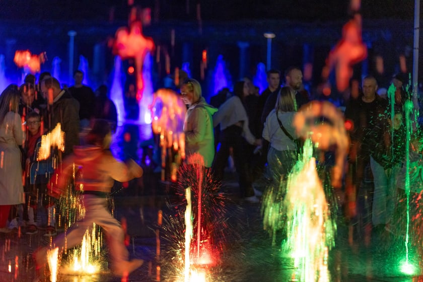 Otwarcie sezonu 2024 Fontanny Multimedialnej - pokaz specjalny: Katedra Demokracji