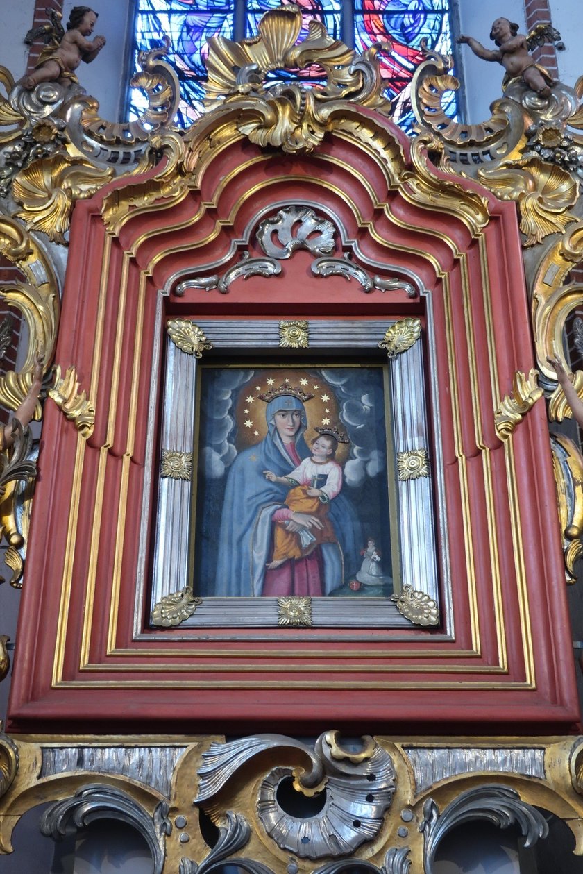 2.	Matka Boska z Podkamienia