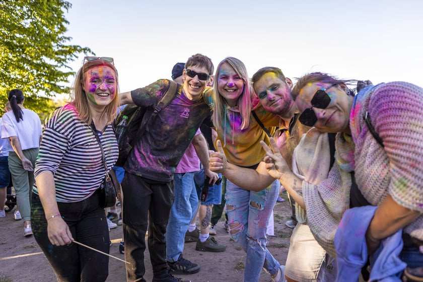 Kolor Fest &ndash; Dzień Kolor&oacute;w Holi (12.05.2024)