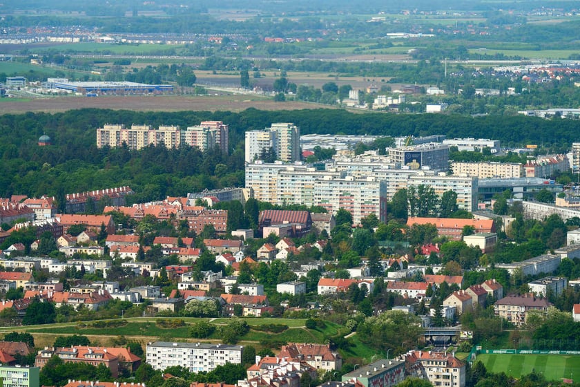 Panorama Wrocławia z tarasu widokowego na Sky Tower