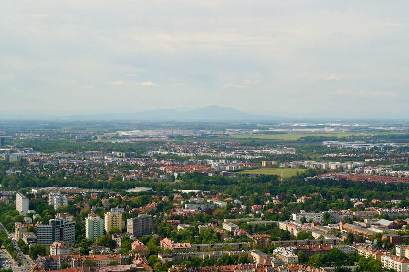 Panorama Wrocławia z tarasu widokowego na Sky Tower