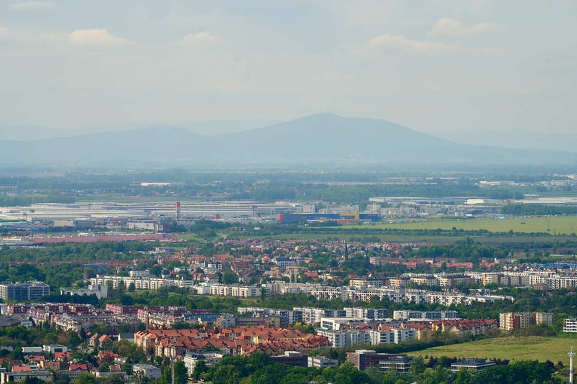 Panorama Wrocławia z tarasu widokowego na Sky Tower