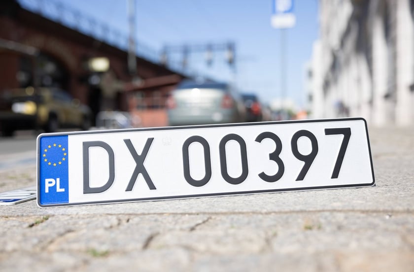 Nowa tablica rejestracyjna