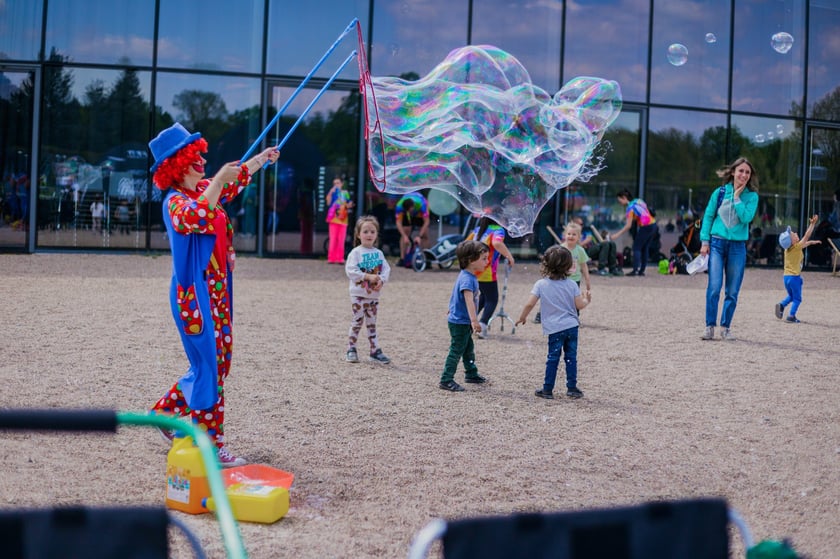 Bieg Para(mi) w parku Szczytnickim.