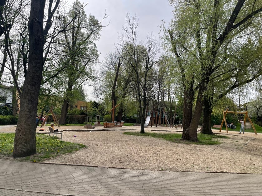 Plac zabaw przy ul. Rubinowej