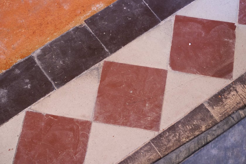 Budowa hotelu Arche Klasztor Wrocław w gmachu przy Kasprowicza, 9 maja 2024