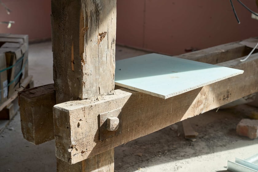 Budowa hotelu Arche Klasztor Wrocław w gmachu przy Kasprowicza, 9 maja 2024