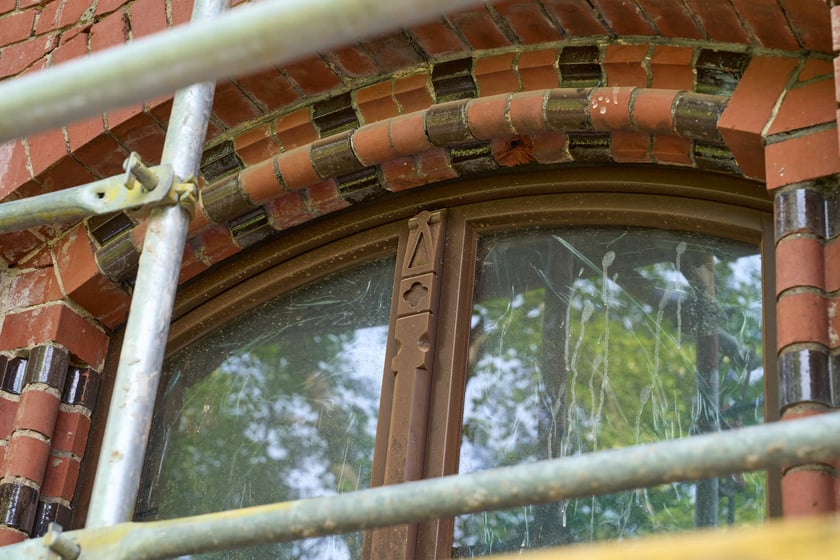 Budowa hotelu Arche Klasztor Wrocław w gmachu przy Kasprowicza, 9 maja 2024