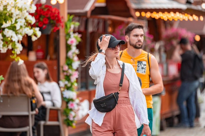 Pierwszy dzień Jarmarku Świętojańskiego we Wrocławiu.