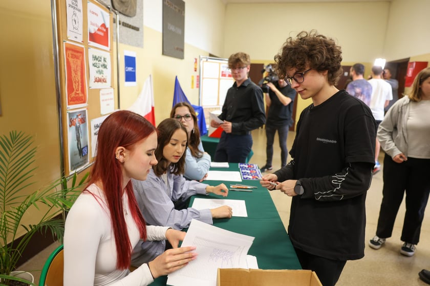 Prawybory do Parlamentu Europejskiego w IV LO we Wrocławiu