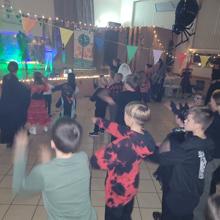 Zabawa z okazji Halloween