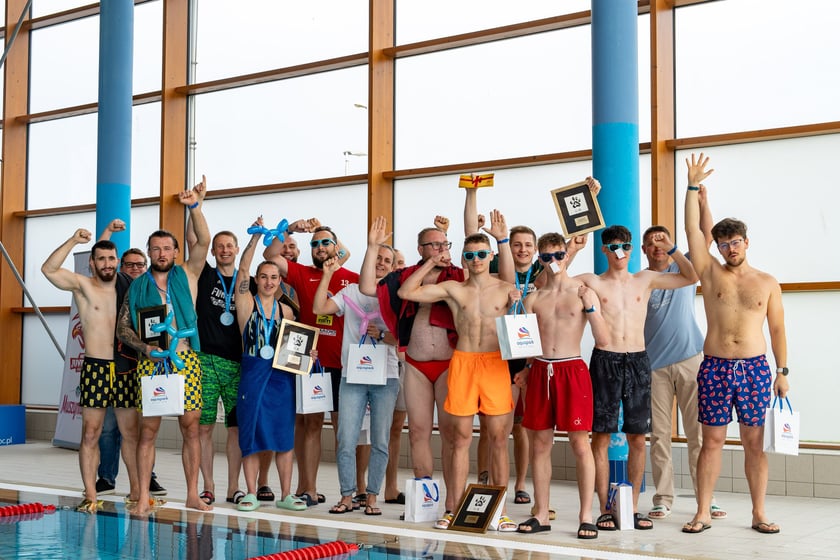 II Mistrzostwa w Pływaniu Pieskiem w Aquapark Wrocław