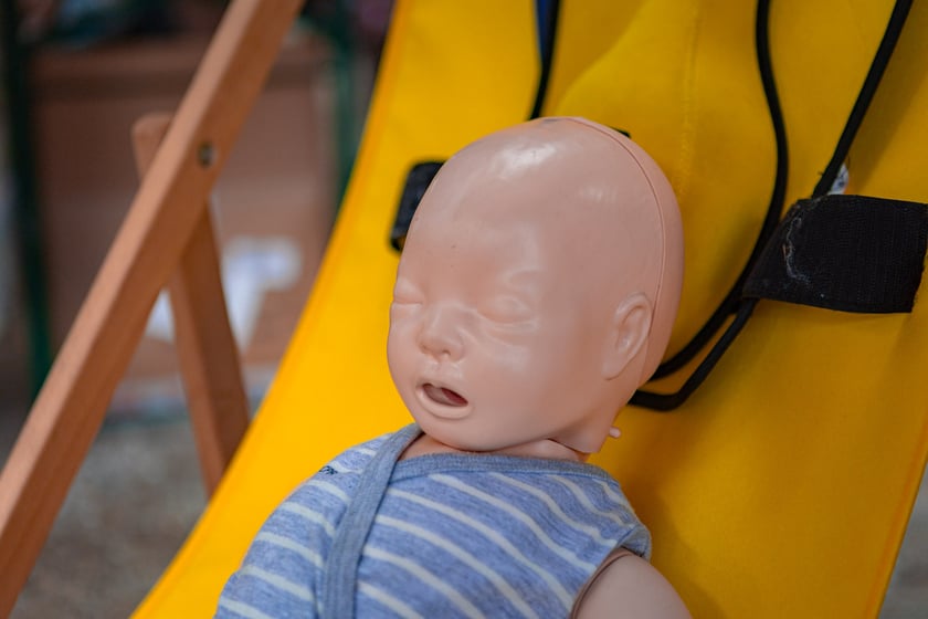 Piknik ZDiUM&nbsp;podczas otwarcia nowej trasy pieszo-rowerowej wzdłuż rzeki Oławy