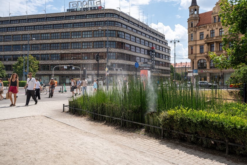 Zraszacze przy Promenadzie Staromiejskiej