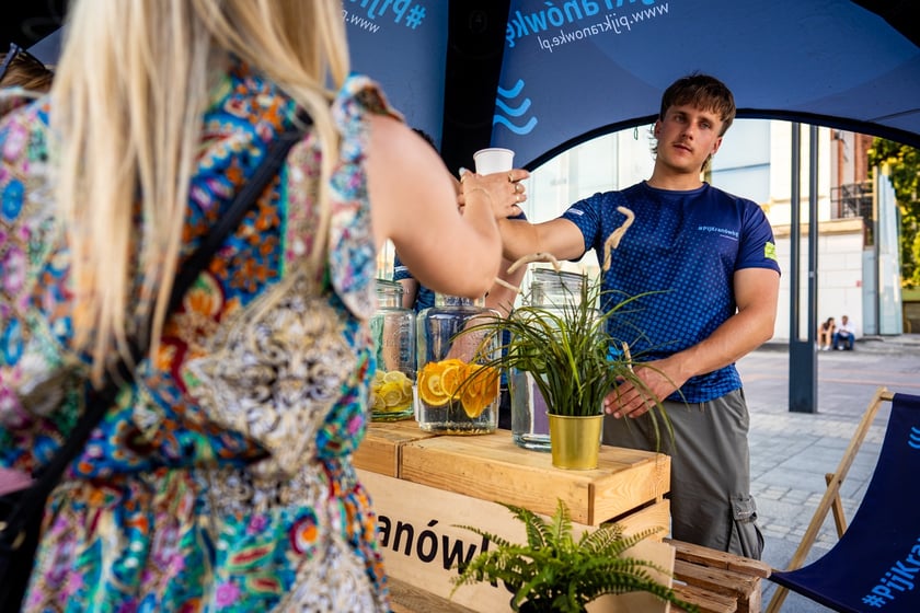 Wrocławska Potańcówka na placu Wolności: 6 lipca, zdjęcia uczestników