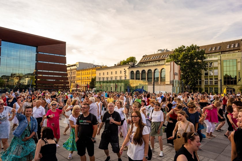 Wrocławska Potańcówka na placu Wolności: 6 lipca, zdjęcia uczestników
