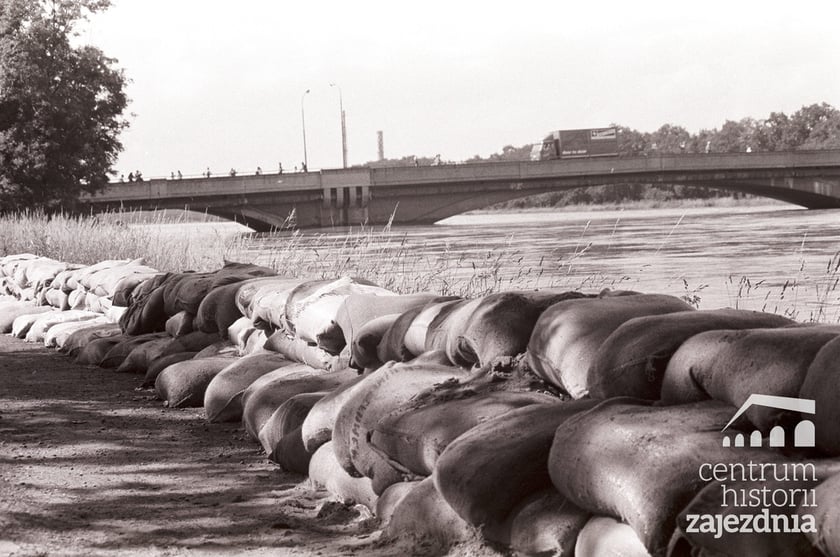 Wielka pow&oacute;dź we Wrocławiu. Mosty Chrobrego i wzmocnione wały
&nbsp;