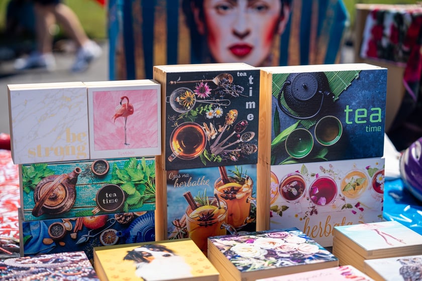 Na Pchlim Targu przy Centrum Historii Zajezdnia można było znaleźć wiele skarb&oacute;w