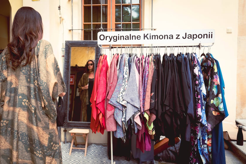 Targi Vintage&Fiesta przy hiszpańskiej księgarni w Zaułku Solnym