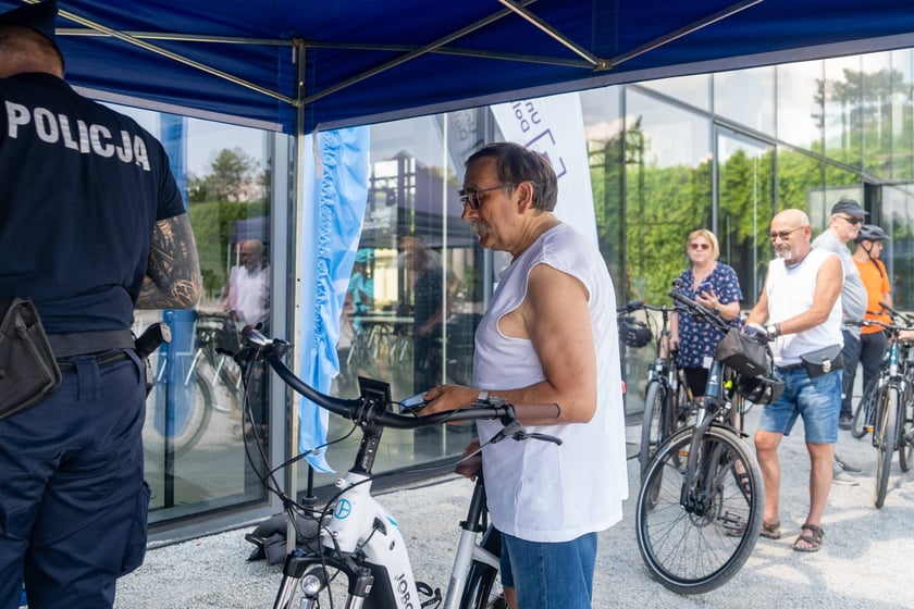 Piknik policyjny na Pergoli