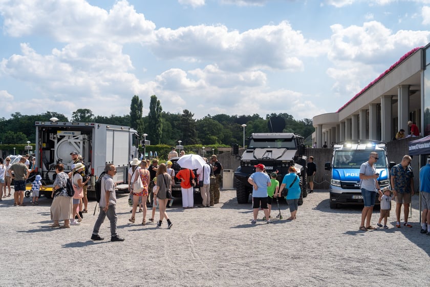 Piknik policyjny na Pergoli