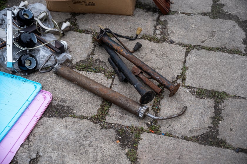 Pchli targ "Na Młynie" pełen jest skarbów. Można je zdobyć - lub tylko pooglądać - w niedziele między godz. 6 a 15