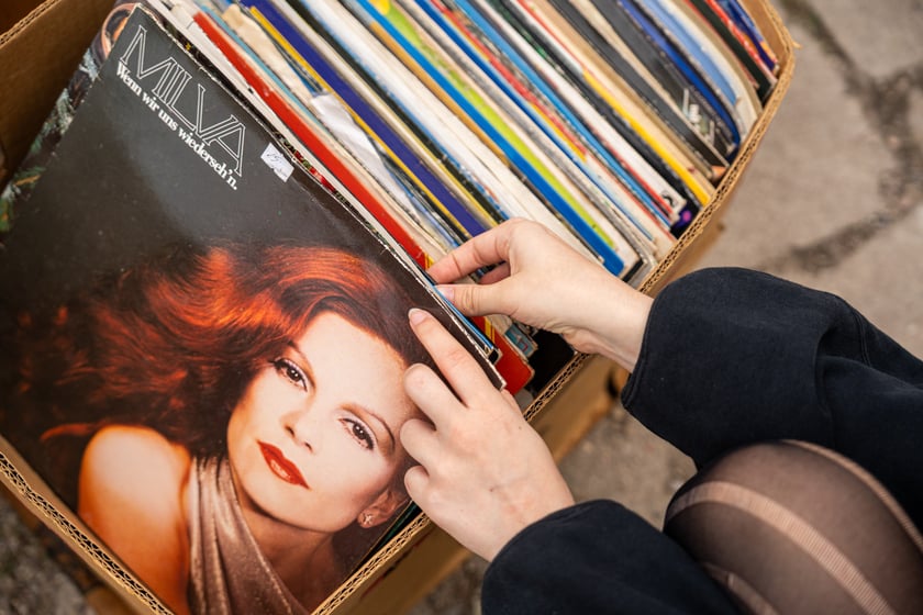 Pchli targ "Na Młynie" pełen jest skarbów. Można je zdobyć - lub tylko pooglądać - w niedziele między godz. 6 a 15