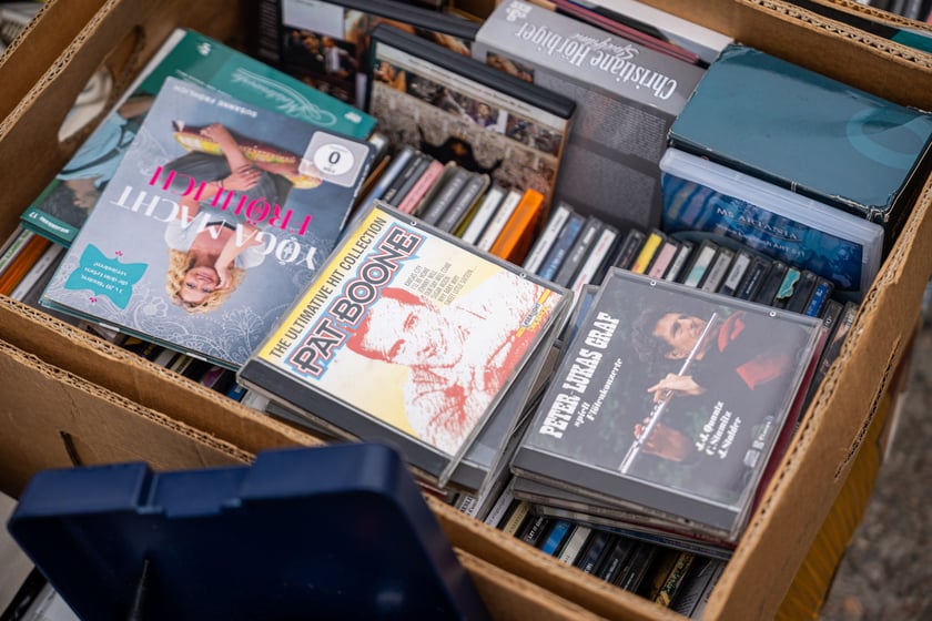 Pchli targ "Na Młynie" pełen jest skarbów. Można je zdobyć - lub tylko pooglądać - w niedziele między godz. 6 a 15