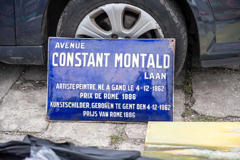 Pchli targ "Na Młynie" pełen jest skarbów. Można je zdobyć - lub tylko pooglądać - w niedziele między godz. 6 a 15