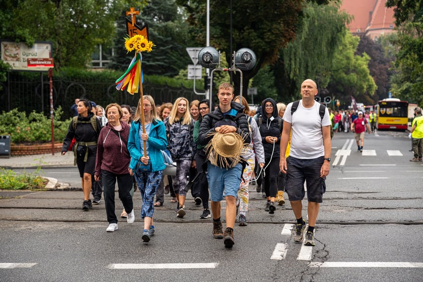 Początek pieszej pielgrzymki na Jasną Górę we Wrocławiu, 2 sierpnia 2024