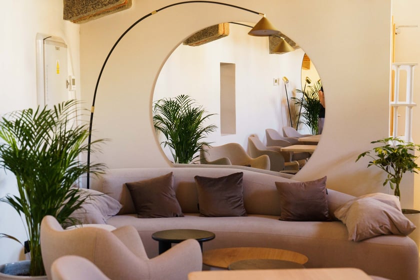 Dolny bar i kawiarnia w Bastionie Sakwowym już otwarte. Tak wyglądają w środku