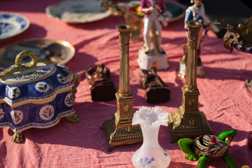 Giełda Staroci pod Halą Stulecia we Wrocławiu