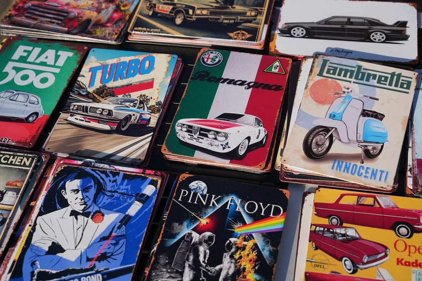 Giełda Staroci pod Halą Stulecia we Wrocławiu