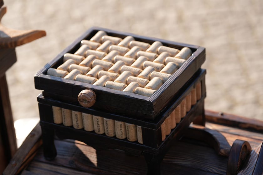 Giełda Staroci pod Halą Stulecia we Wrocławiu