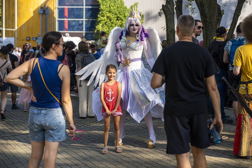 Dni Fantastyki 2024 - przebrani uczestnicy