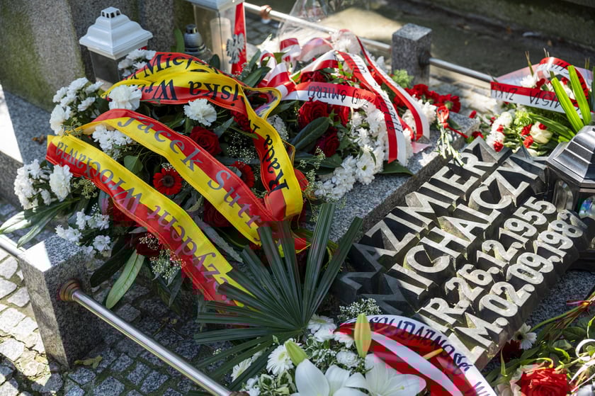 Obchody Sierpnia '80 na cmentarzu Grabiszyńskim