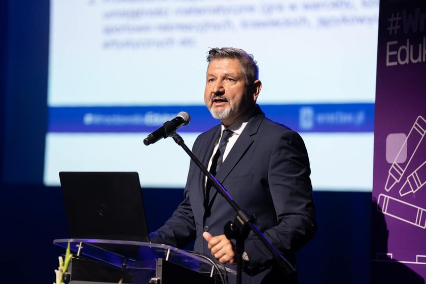 We wtorek ( 27 sierpnia) odbyła się inaugurację roku szkolnego 2024/2025z dyrektorami wrocławskich placówek oświatowych.