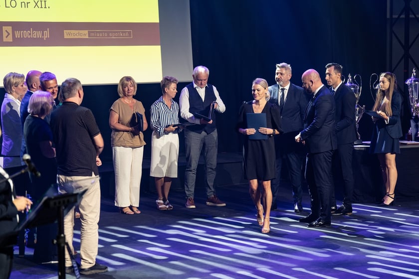 We wtorek ( 27 sierpnia) odbyła się inaugurację roku szkolnego 2024/2025z dyrektorami wrocławskich placówek oświatowych.