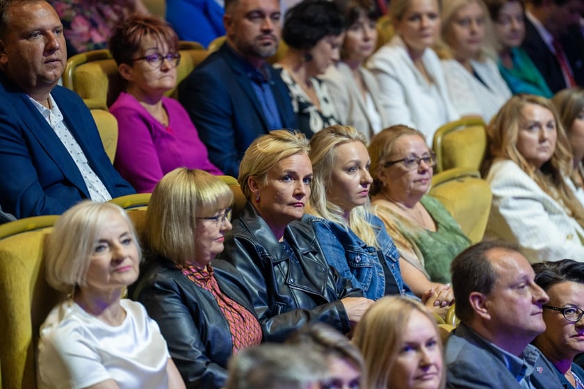 We wtorek ( 27 sierpnia) odbyła się inaugurację roku szkolnego 2024/2025z dyrektorami wrocławskich placówek oświatowych.