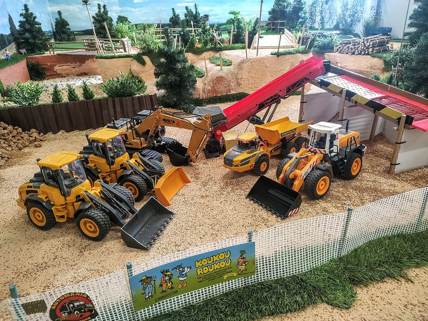 Eksponaty Sali Zabaw Automania RC na Kozanowie
