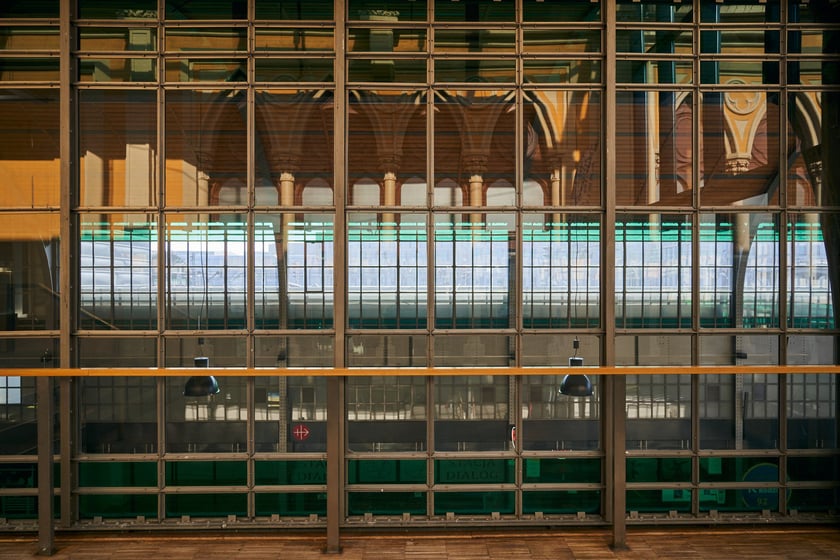 Stacja kolejowa z dworcem Wrocław Główny, marzec 2023