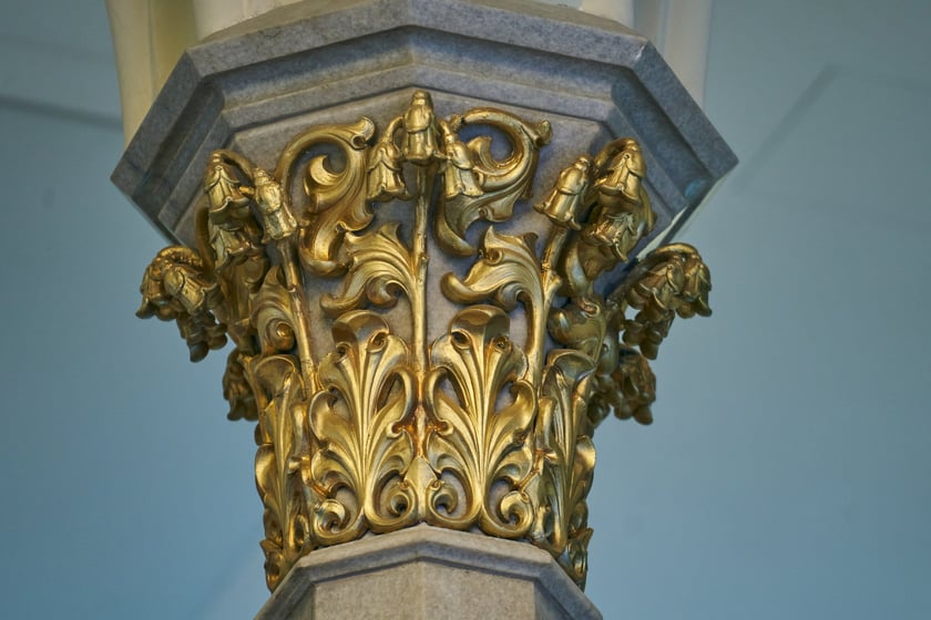 Stacja kolejowa z dworcem Wrocław Główny, marzec 2023