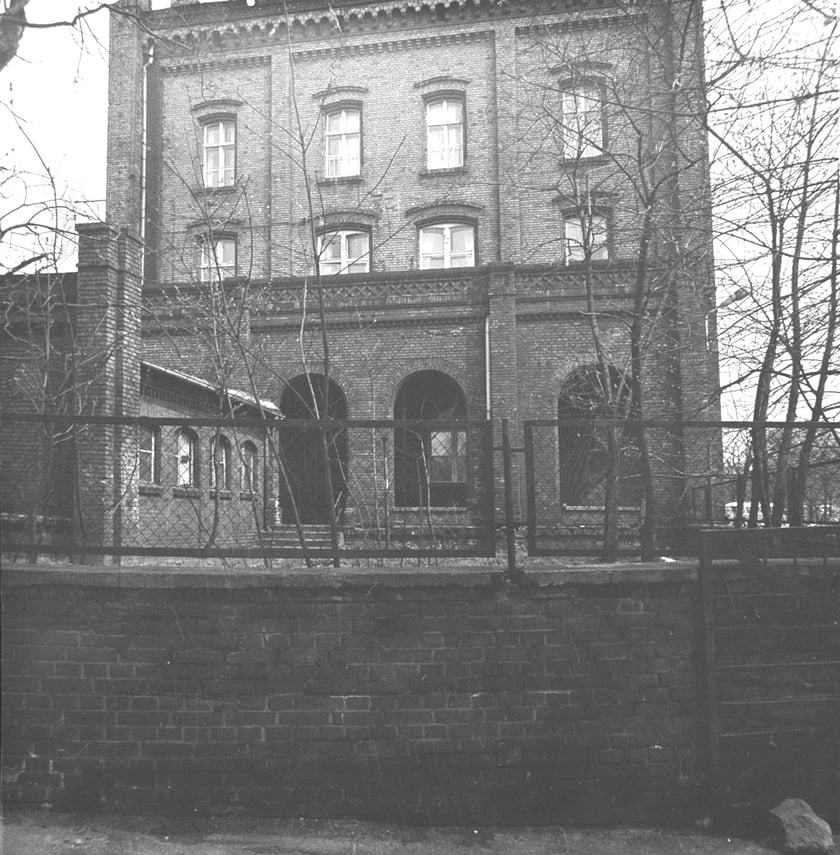 Dworzec Wrocław Nadodrze w 1980 r. Zbiory Wydziału Architektury PWr