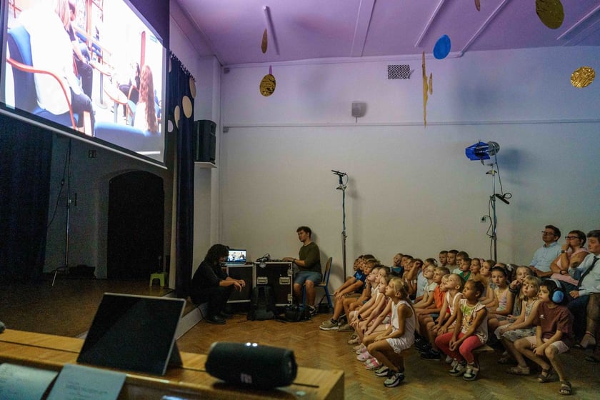 „Pan Kleks - wizytacja z Ministerstwa w ZSP8” – wydarzenie filmowo-teatralne w Zespole Szkolno-Przedszkolnym nr 8 we Wrocławiu