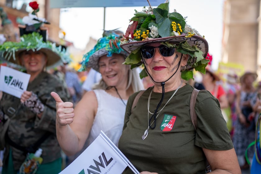 Marsz Kapeluszy i inauguracja Dni Seniora 2024