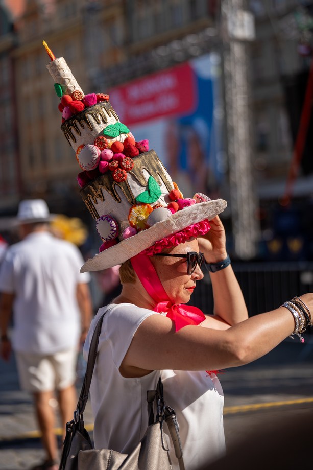 Marsz Kapeluszy i inauguracja Dni Seniora 2024