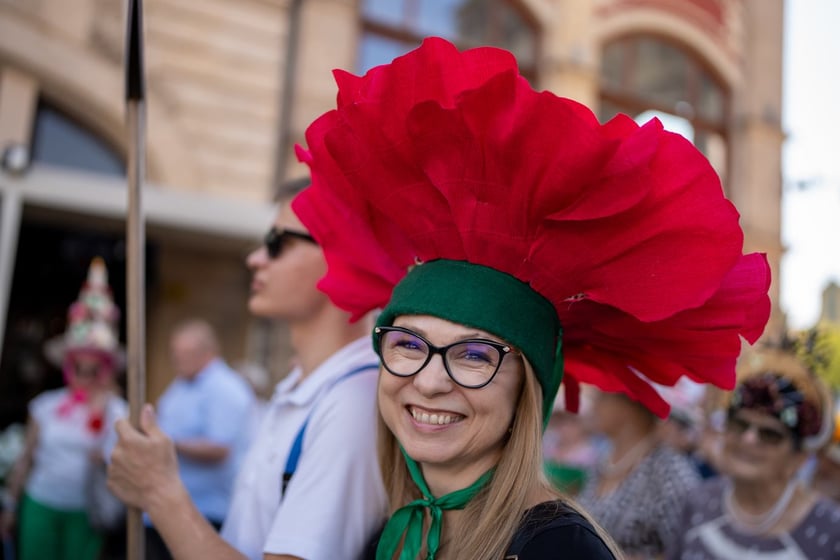 Marsz Kapeluszy i inauguracja Dni Seniora 2024