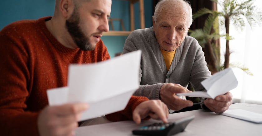 Emerytury i renty w 2025 r. Czy będzie podwyżka?
W sobotę 1 marca ruszy pierwsza transza wypłat zwaloryzowanych emerytur i rent. Coroczna waloryzacja przeprowadzana jest z urzędu, co oznacza, że nie trzeba składać żadnego wniosku. Wypłaty wzrosną w tym roku o 5,5 procent.&nbsp;